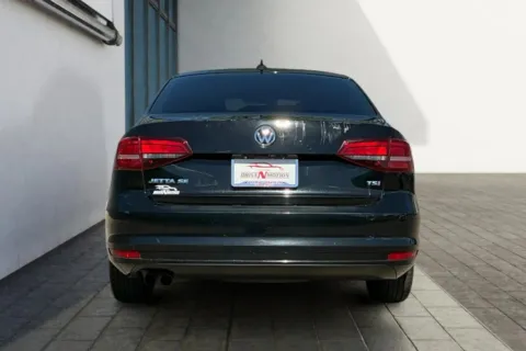 More photos of 2017 Volkswagen Jetta 1.4T SE Sedan 4D at Drive N-Motion Greeley, CO