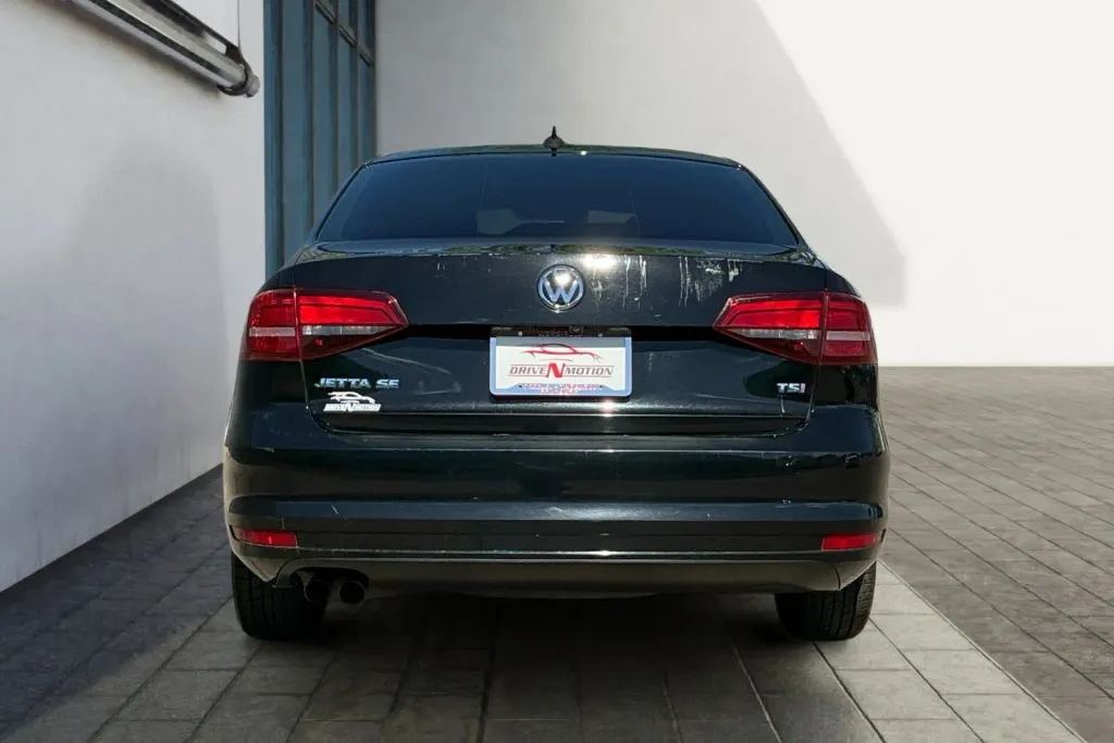 More photos of 2017 Volkswagen Jetta 1.4T SE Sedan 4D at Drive N-Motion Greeley, CO