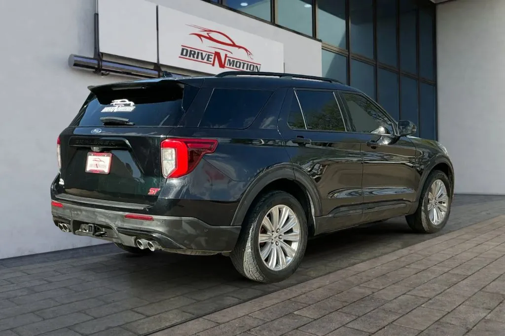 More photos of 2020 Ford Explorer ST Sport Utility 4D at Drive N-Motion Greeley, CO