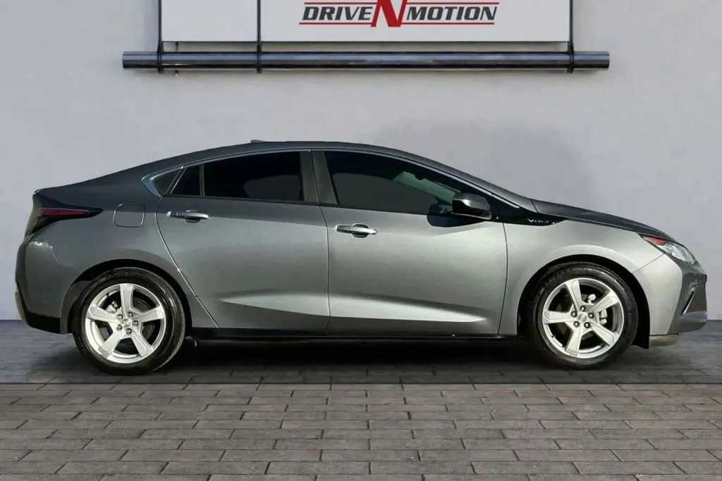 Another view of 2018 Chevrolet Volt LT Sedan 4D for sale in Greeley, CO at Drive N-Motion Greeley