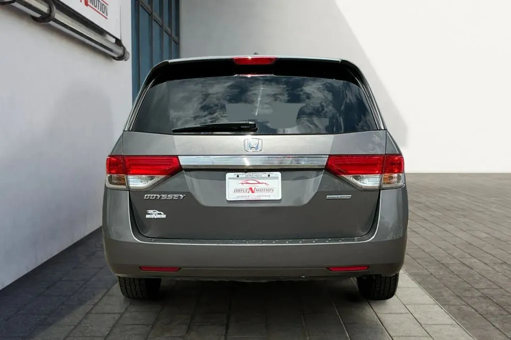 More photos of 2016 Honda Odyssey SE Minivan 4D at Drive N-Motion Greeley, CO