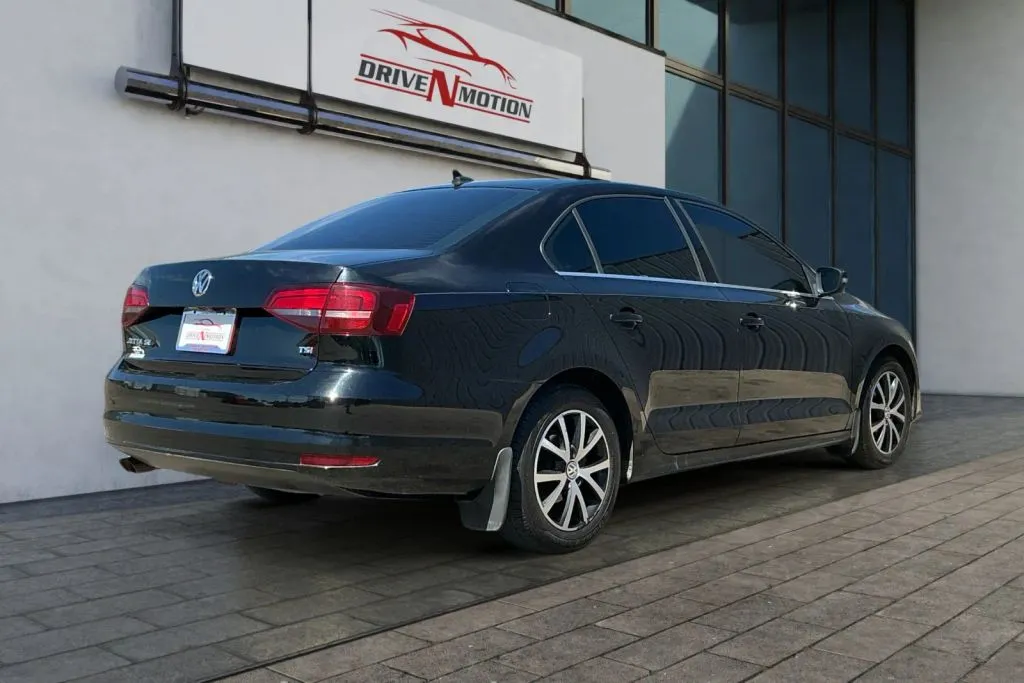 More photos of 2017 Volkswagen Jetta 1.4T SE Sedan 4D at Drive N-Motion Greeley, CO