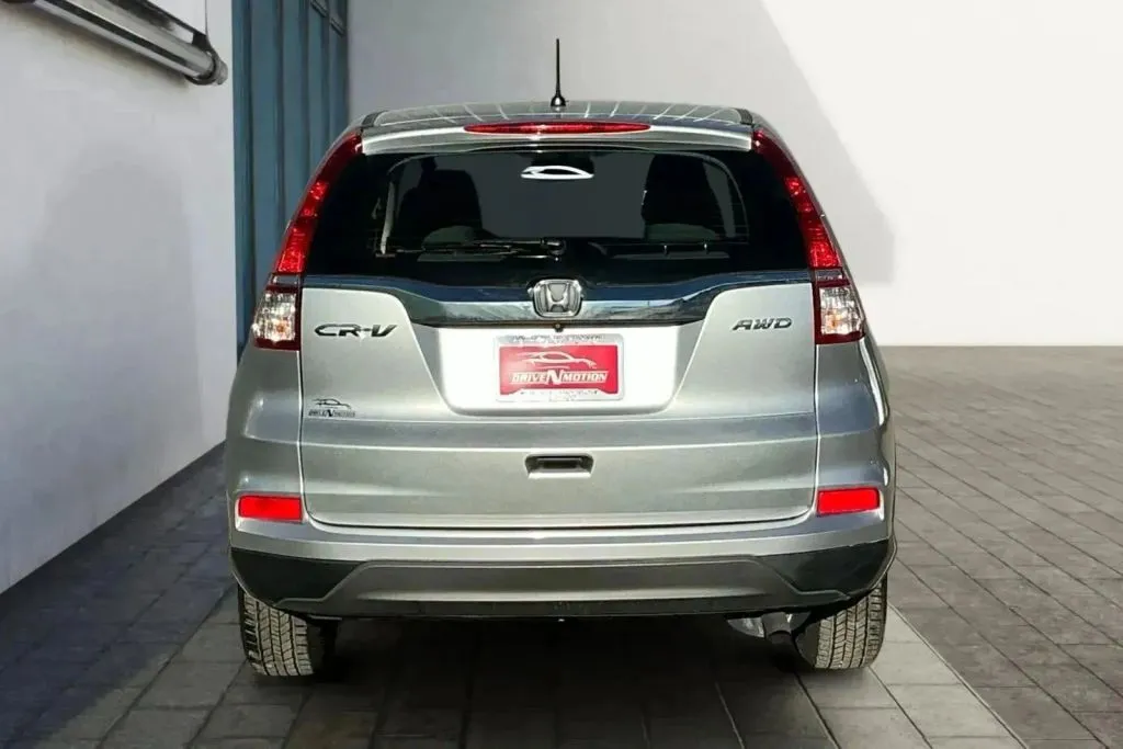 More photos of 2016 Honda CR-V LX Sport Utility 4D at Drive N-Motion Greeley, CO