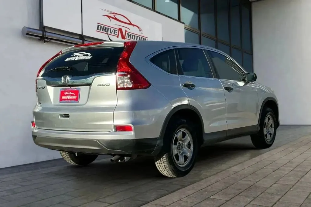 More photos of 2016 Honda CR-V LX Sport Utility 4D at Drive N-Motion Greeley, CO
