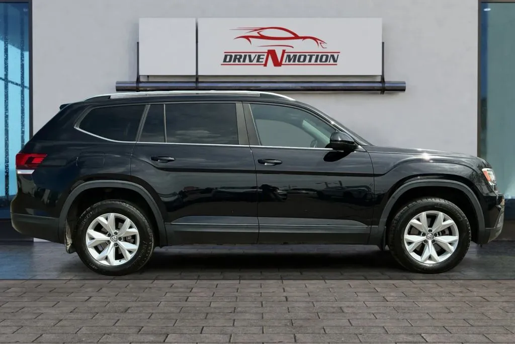 Another view of 2018 Volkswagen Atlas SE Sport Utility 4D for sale in Greeley, CO at Drive N-Motion Greeley