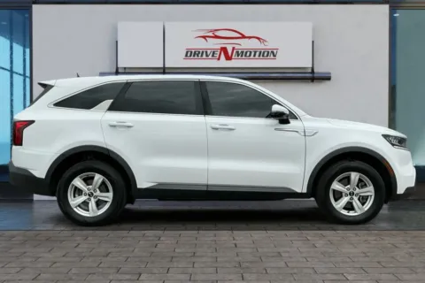 Another view of 2021 Kia Sorento LX Sport Utility 4D for sale in Greeley, CO at Drive N-Motion Greeley