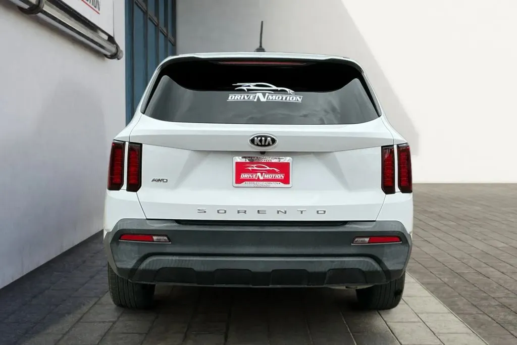 More photos of 2021 Kia Sorento LX Sport Utility 4D at Drive N-Motion Greeley, CO