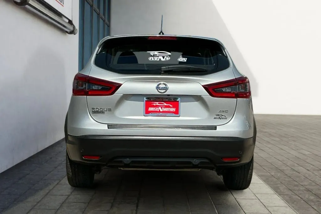 More photos of 2020 Nissan Rogue Sport S Sport Utility 4D at Drive N-Motion Greeley, CO