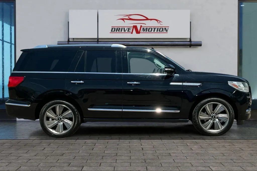 Another view of 2018 Lincoln Navigator Reserve Sport Utility 4D for sale in Greeley, CO at Drive N-Motion Greeley