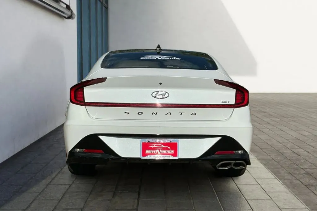 More photos of 2021 Hyundai Sonata SEL Plus Sedan 4D at Drive N-Motion Greeley, CO