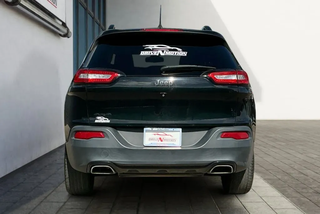 More photos of 2018 Jeep Cherokee Latitude Sport Utility 4D at Drive N-Motion Greeley, CO