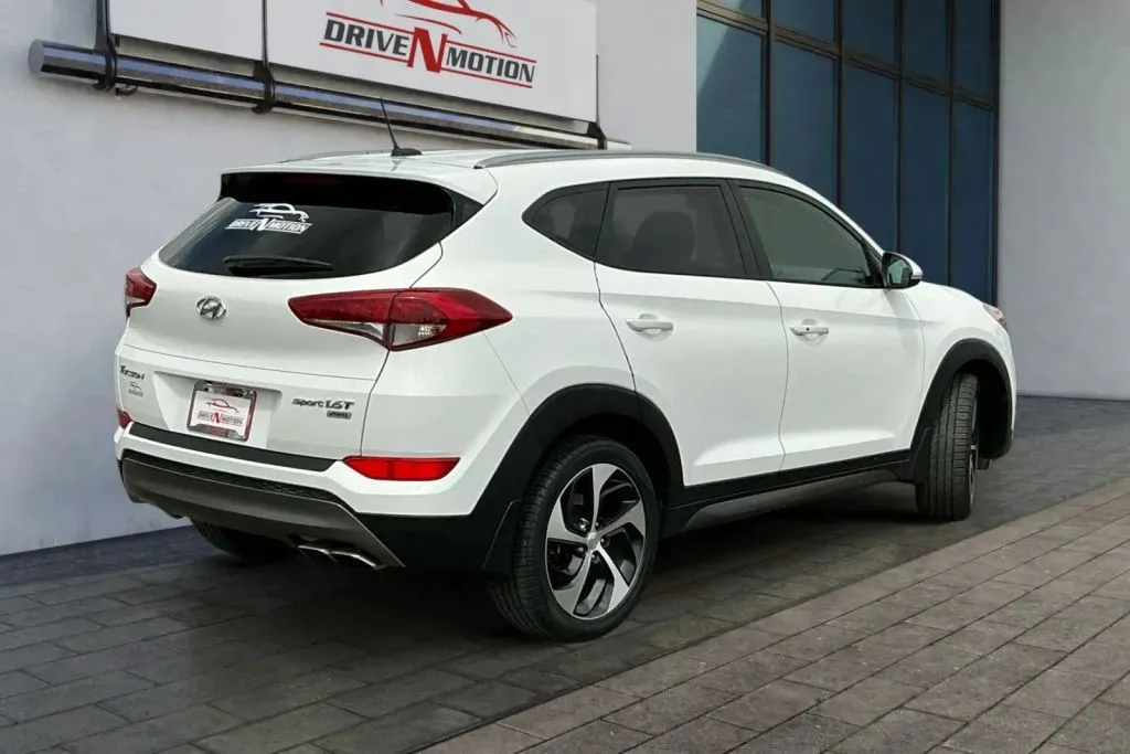 More photos of 2016 Hyundai Tucson Sport SUV 4D at Drive N-Motion Greeley, CO
