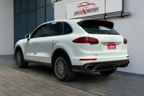 More photos of 2016 Porsche Cayenne Sport Utility 4D at Drive N-Motion Greeley, CO