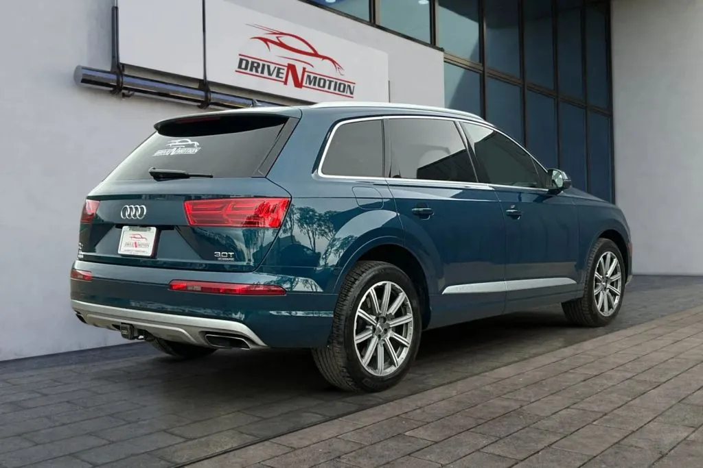 More photos of 2018 Audi Q7 3.0T Premium Plus Sport Utility 4D at Drive N-Motion Greeley, CO