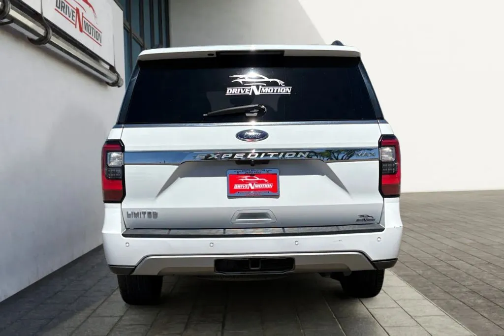 More photos of 2020 Ford Expedition MAX Limited Sport Utility 4D at Drive N-Motion Greeley, CO