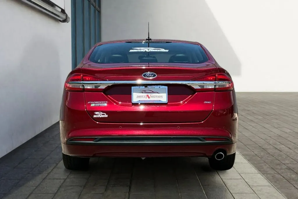 More photos of 2018 Ford Fusion Energi Plug-In Hybrid SE Luxury Sedan 4D at Drive N-Motion Greeley, CO