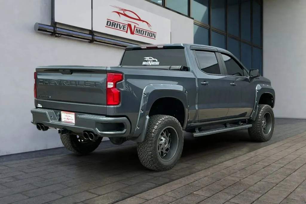 More photos of 2019 Chevrolet Silverado 1500 Crew Cab RST Pickup 4D 5 3/4 ft at Drive N-Motion Greeley, CO