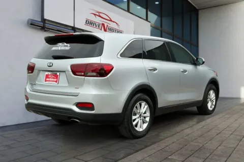 More photos of 2019 Kia Sorento LX Sport Utility 4D at Drive N-Motion Greeley, CO
