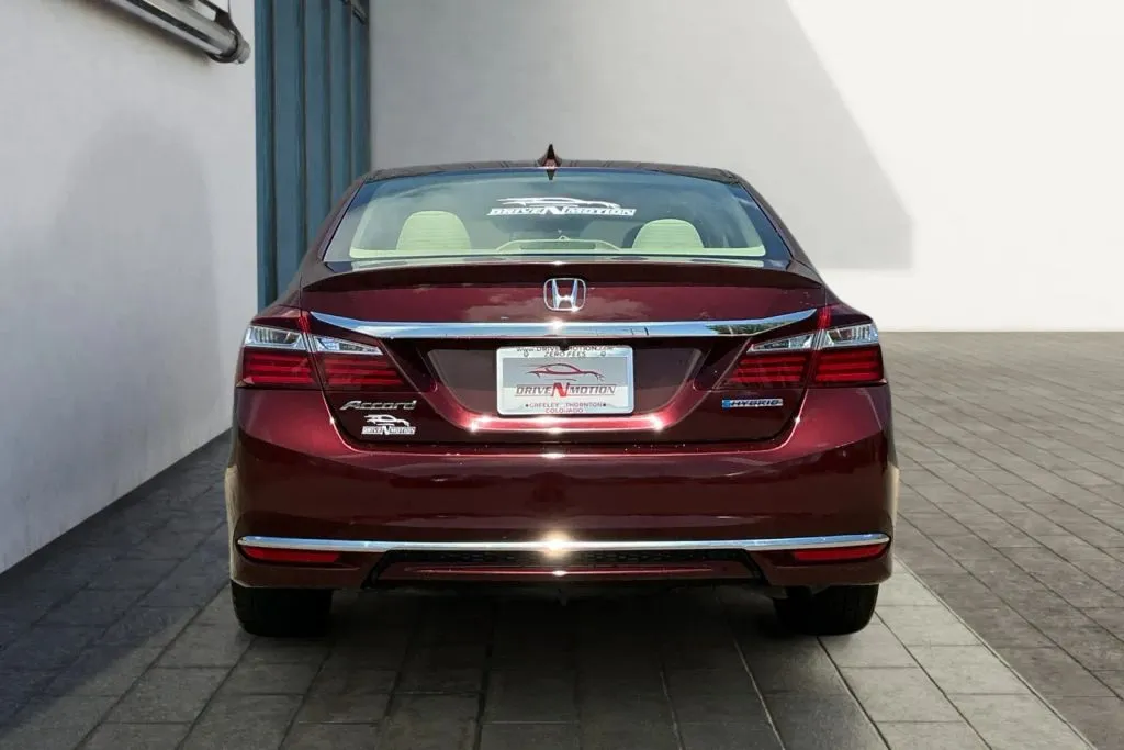 More photos of 2017 Honda Accord Hybrid Sedan 4D at Drive N-Motion Greeley, CO