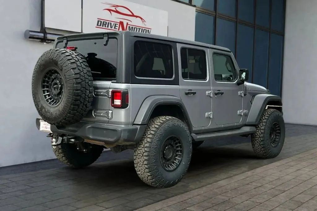 More photos of 2020 Jeep Wrangler Unlimited Sport S Sport Utility 4D at Drive N-Motion Greeley, CO