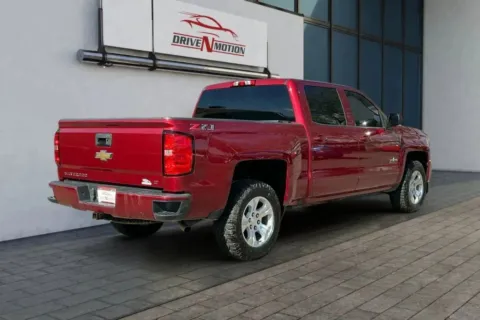 More photos of 2018 Chevrolet Silverado 1500 Crew Cab Z71 LT Pickup 4D 5 3/4 ft at Drive N-Motion Greeley, CO
