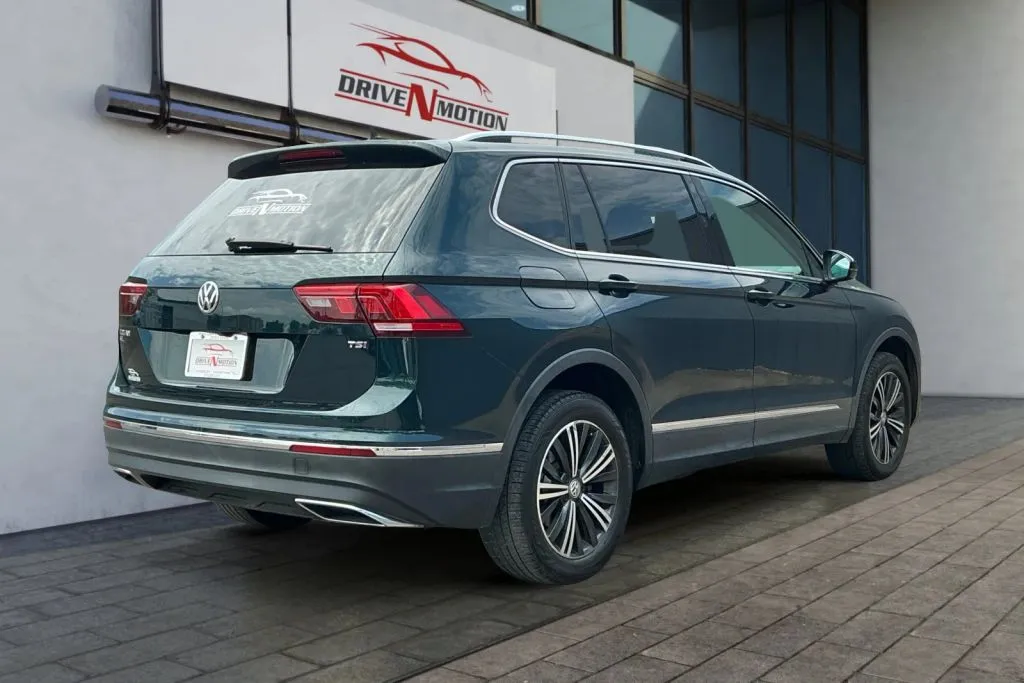 More photos of 2018 Volkswagen Tiguan 2.0T SEL Sport Utility 4D at Drive N-Motion Greeley, CO