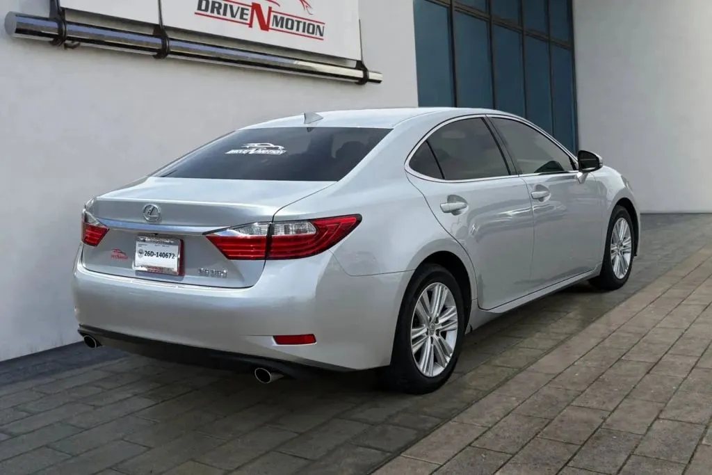 Another view of 2015 Lexus ES 350 Sedan 4D for sale in Greeley, CO at Drive N-Motion Greeley