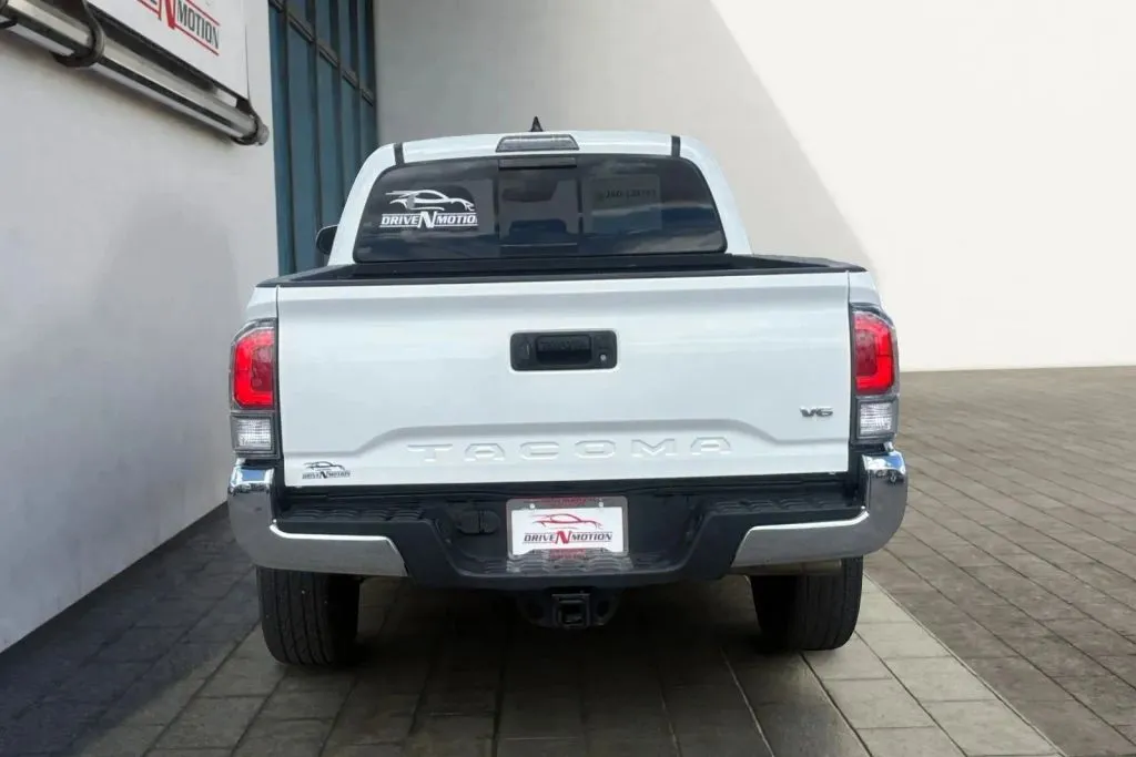 More photos of 2022 Toyota Tacoma Double Cab TRD Off-Road Pickup 4D 6 ft at Drive N-Motion Greeley, CO
