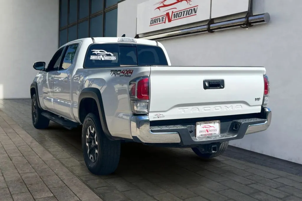More photos of 2022 Toyota Tacoma Double Cab TRD Off-Road Pickup 4D 6 ft at Drive N-Motion Greeley, CO
