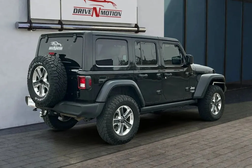 More photos of 2018 Jeep Wrangler Unlimited All New Sport SUV 4D at Drive N-Motion Greeley, CO