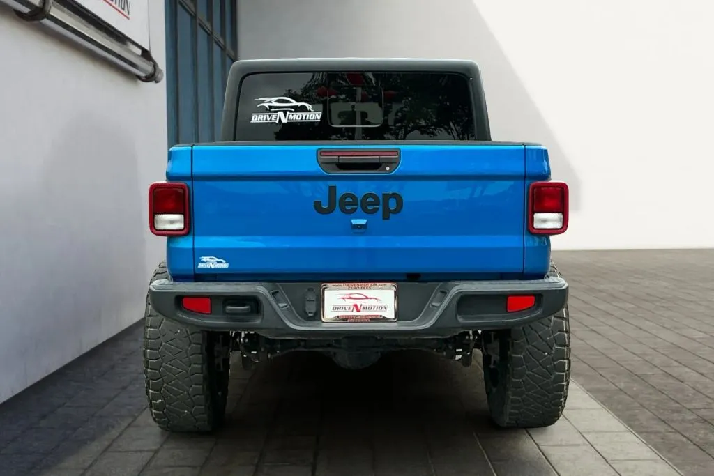 More photos of 2021 Jeep Gladiator Willys Pickup 4D 5 ft at Drive N-Motion Greeley, CO