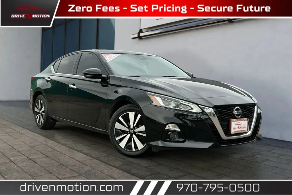 Black 2019 Nissan Altima 2.5 SV Sedan 4D for sale in Greeley, CO