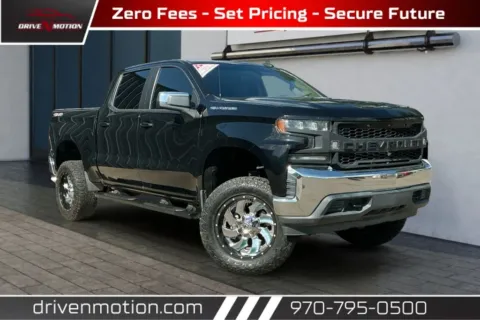 Black 2019 Chevrolet Silverado 1500 Crew Cab LT Pickup 4D 5 3/4 ft for sale in Greeley, CO