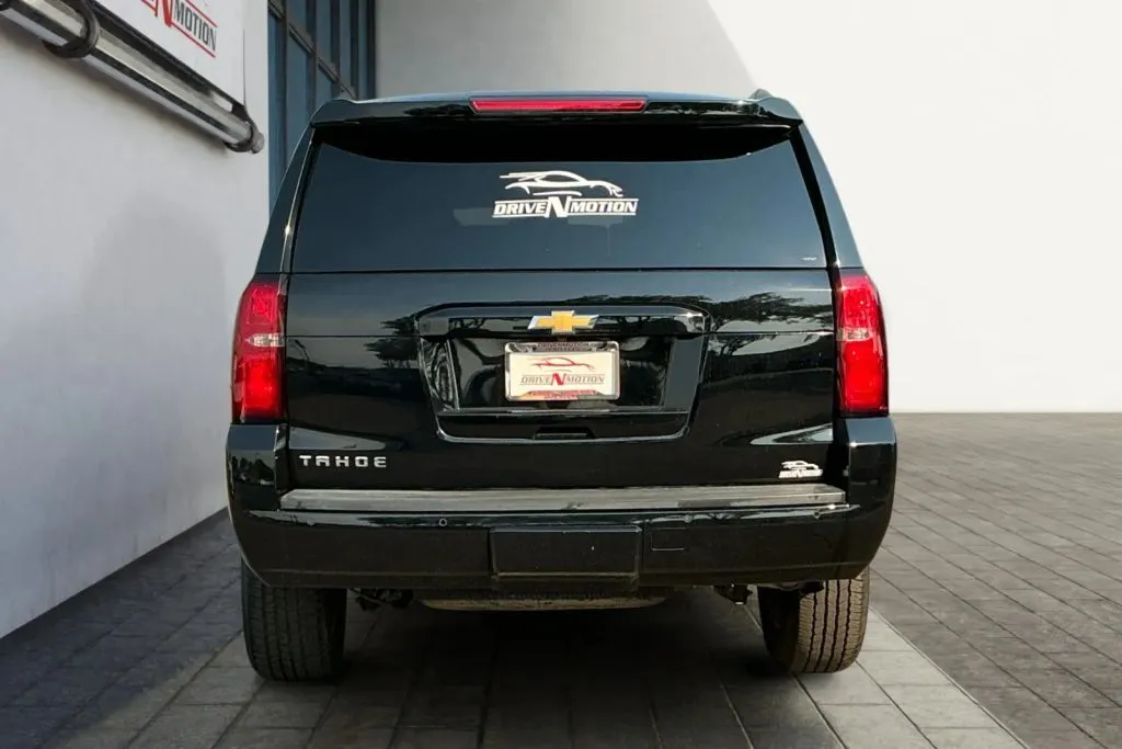 More photos of 2020 Chevrolet Tahoe LT Sport Utility 4D at Drive N-Motion Greeley, CO