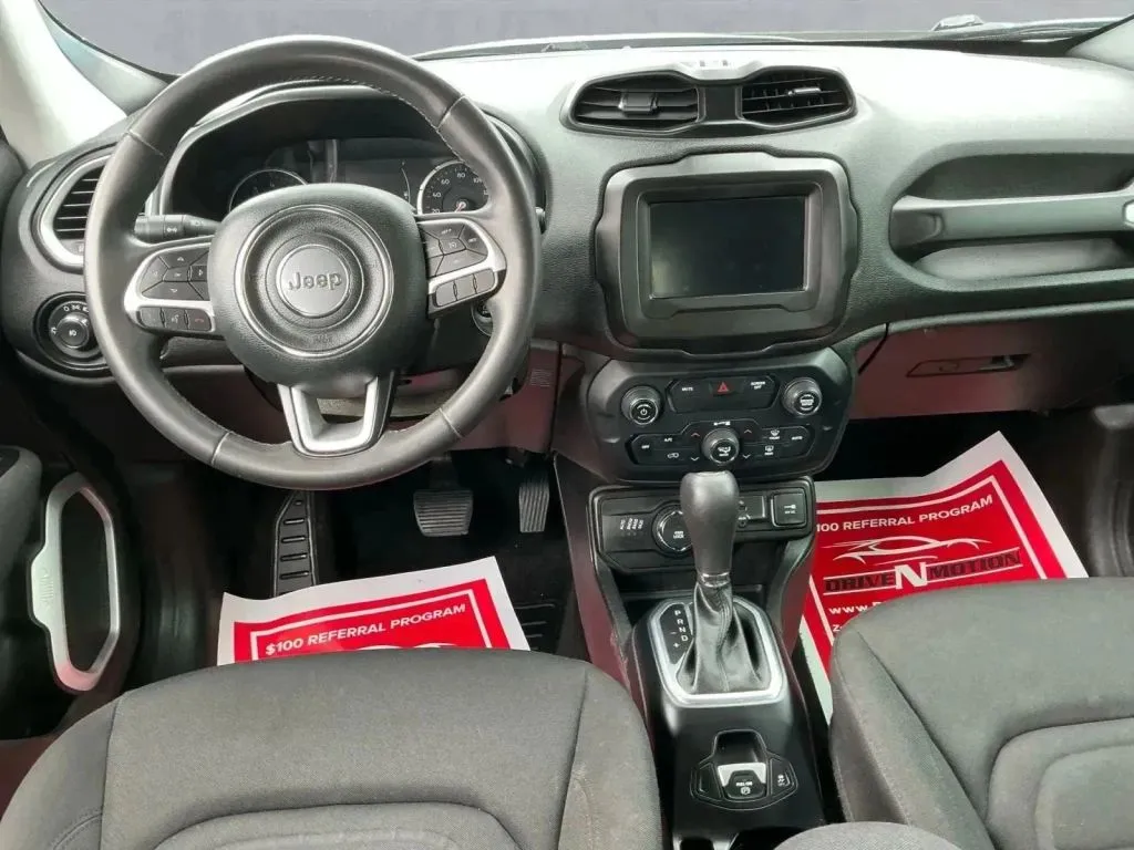 2019 Jeep Renegade Latitude - Photo 15