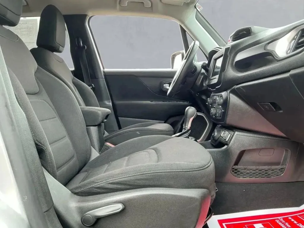 2019 Jeep Renegade Latitude - Photo 21