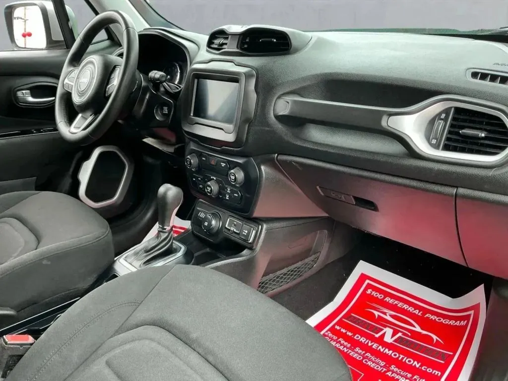 2019 Jeep Renegade Latitude - Photo 20