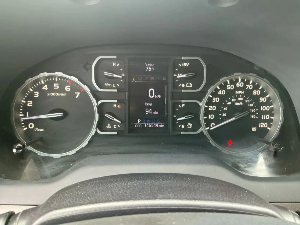 Toyota Tundra photo 28