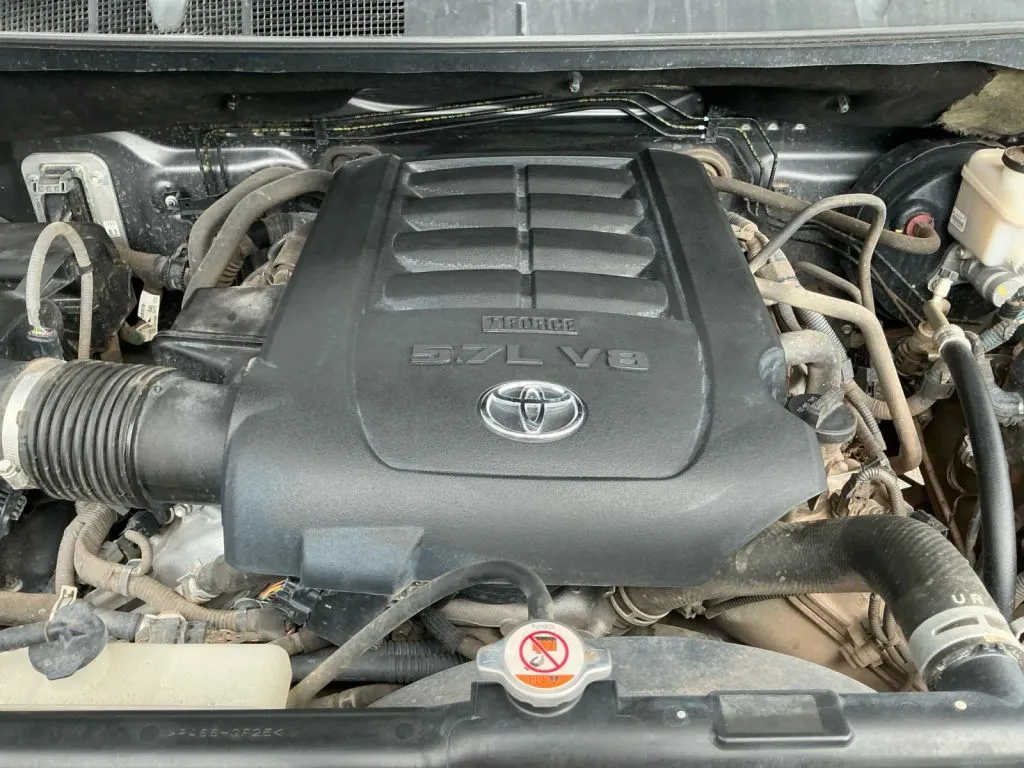 Toyota Tundra photo 25