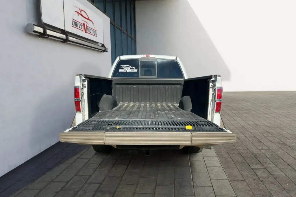 Ford F-150 photo 19
