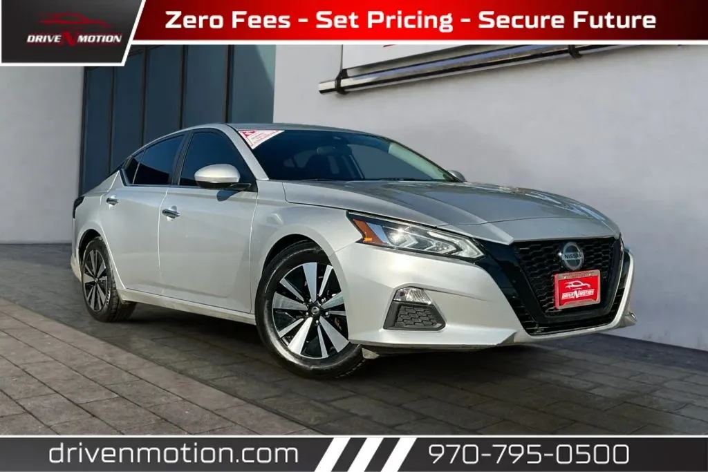 Silver 2021 Nissan Altima 2.5 SV Sedan 4D for sale in Greeley, CO