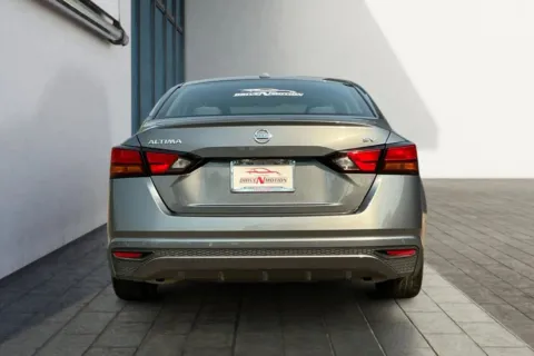 More photos of 2021 Nissan Altima 2.5 SV Sedan 4D at Drive N-Motion Greeley, CO
