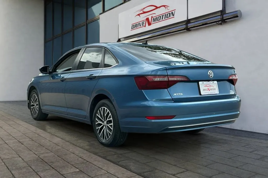 More photos of 2021 Volkswagen Jetta 1.4T SE Sedan 4D at Drive N-Motion Greeley, CO