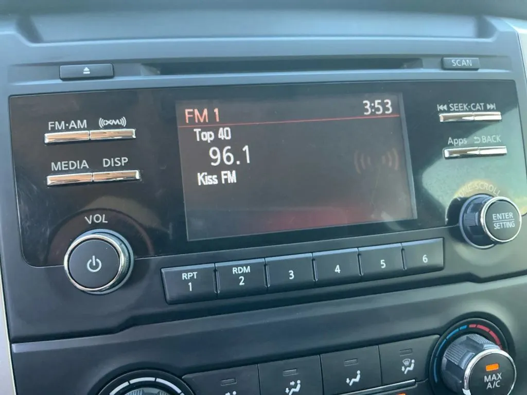 2017 Nissan Titan XD SV - Photo 28