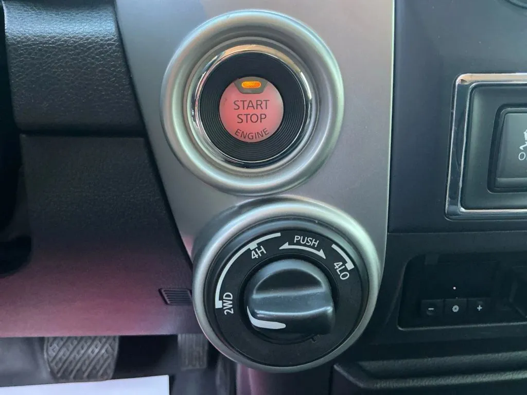 2017 Nissan Titan XD SV - Photo 31