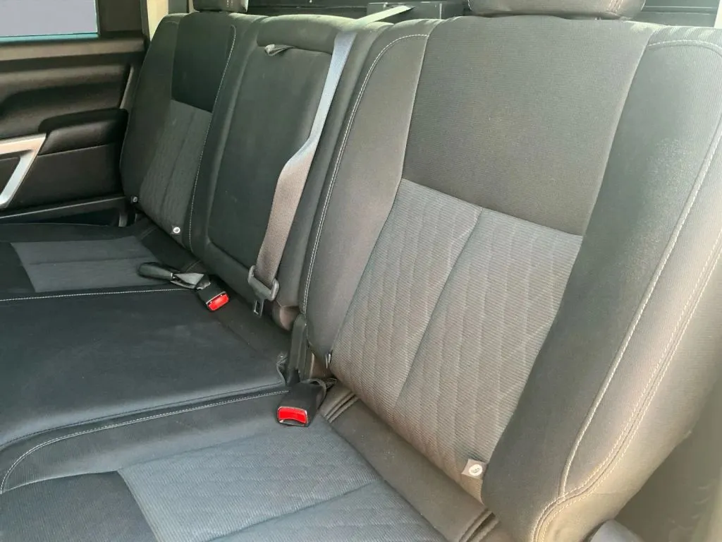 2017 Nissan Titan XD SV - Photo 15