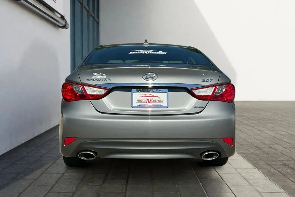 More photos of 2014 Hyundai Sonata Limited Sedan 4D at Drive N-Motion Greeley, CO