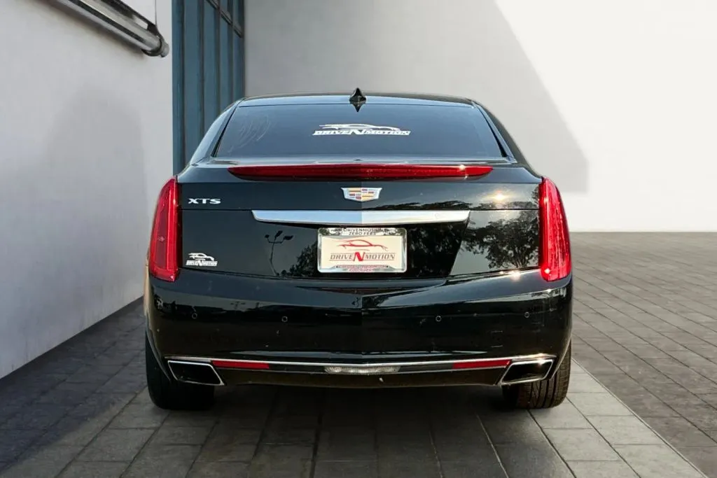 More photos of 2017 Cadillac XTS Luxury Sedan 4D at Drive N-Motion Greeley, CO
