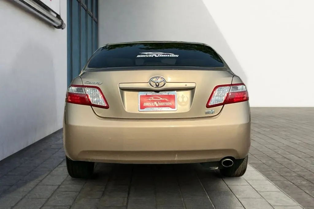 More photos of 2009 Toyota Camry Hybrid Sedan 4D at Drive N-Motion Greeley, CO