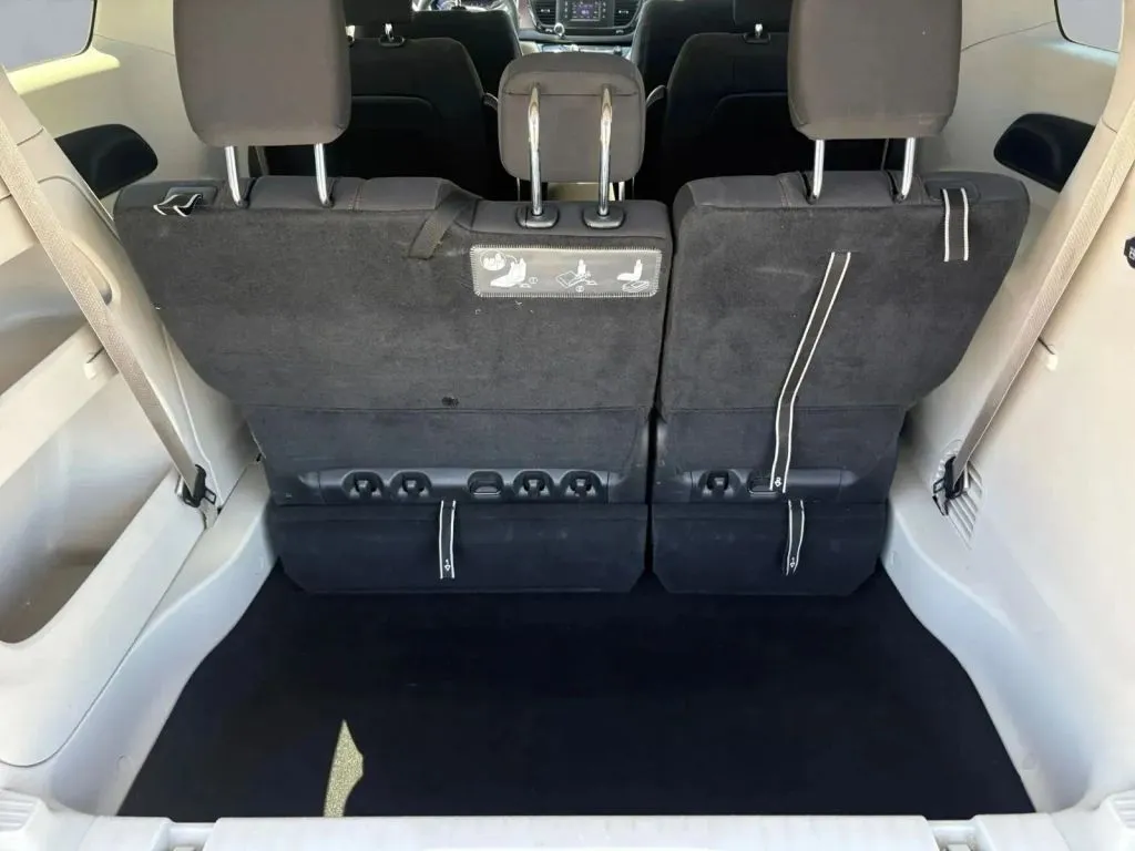 2017 Chrysler Pacifica LX - Photo 21
